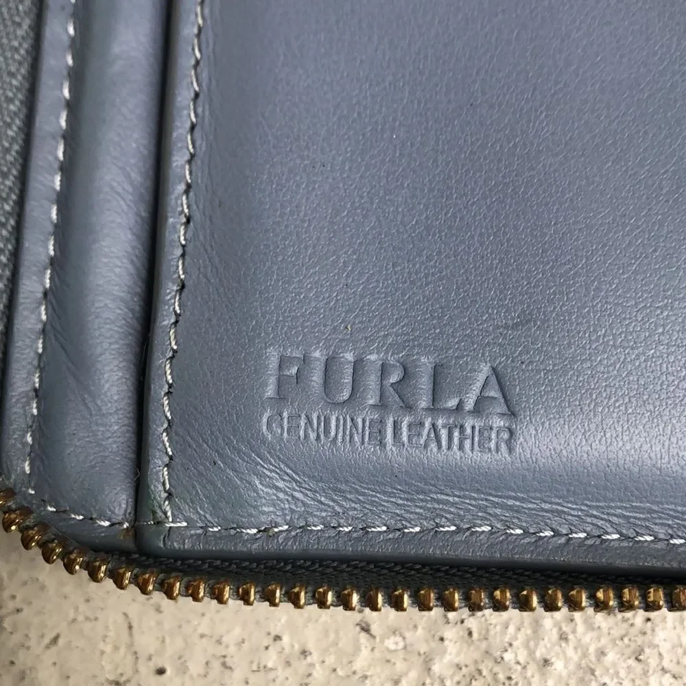 Furla zip wallet
